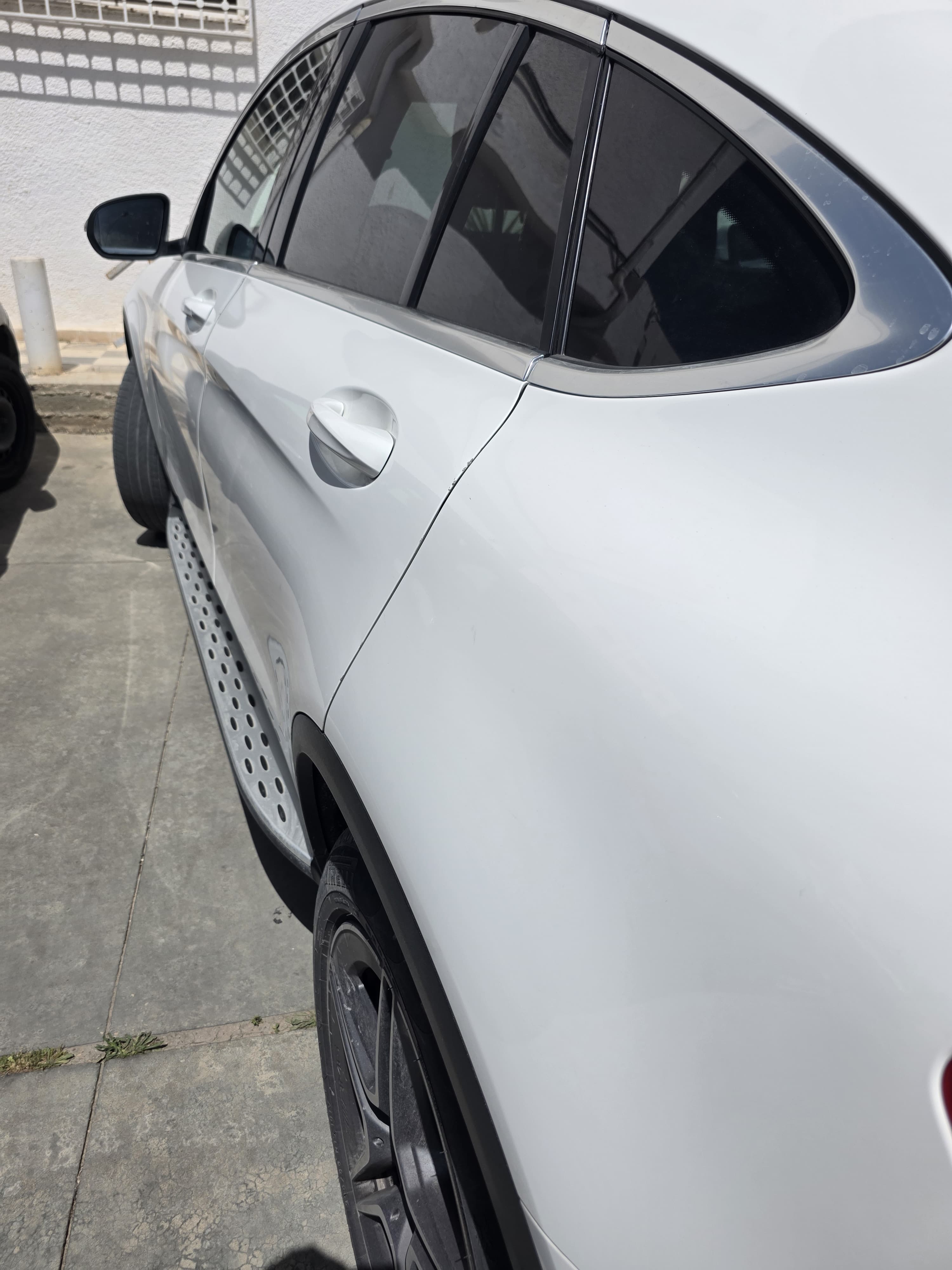Ariana Ville&nbsp;Ariana&nbsp;Mercedes&nbsp;GL&nbsp;Glc 200 �tat neuve