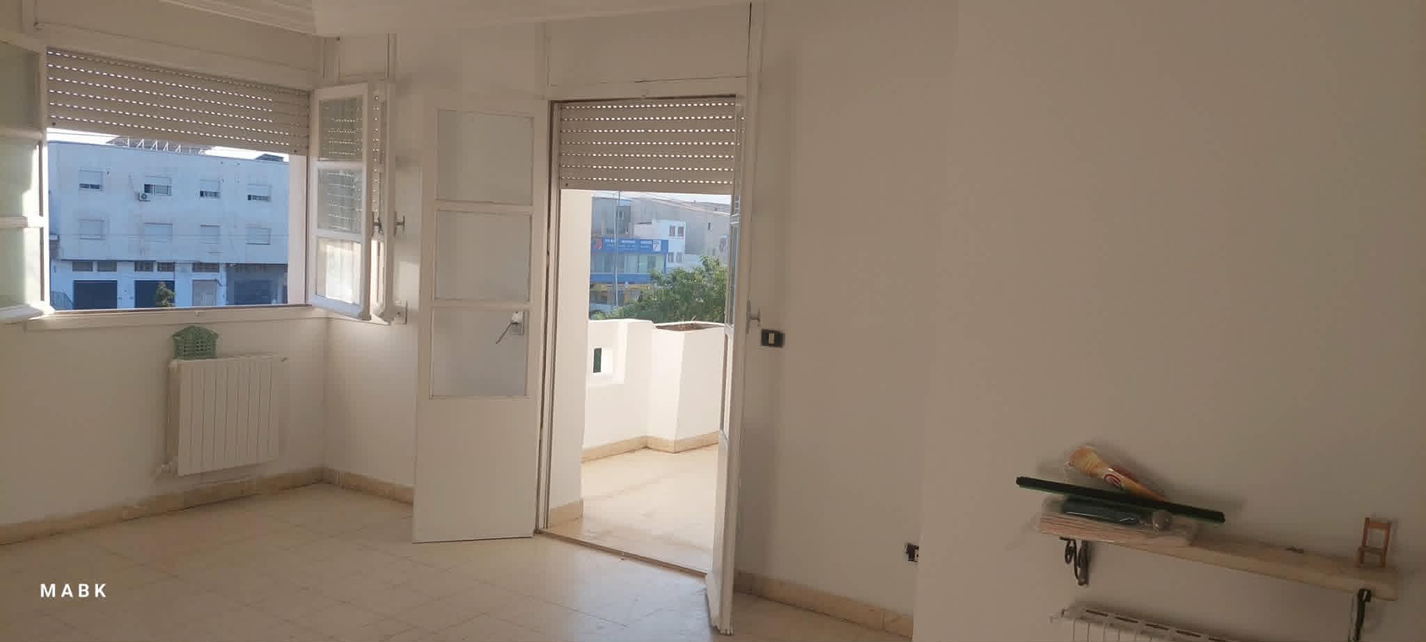 La Soukra&nbsp;Cite Hedi Nouira&nbsp;Vente&nbsp;Appart. 4 pi�ces&nbsp;App s 3 cite hedi nouira