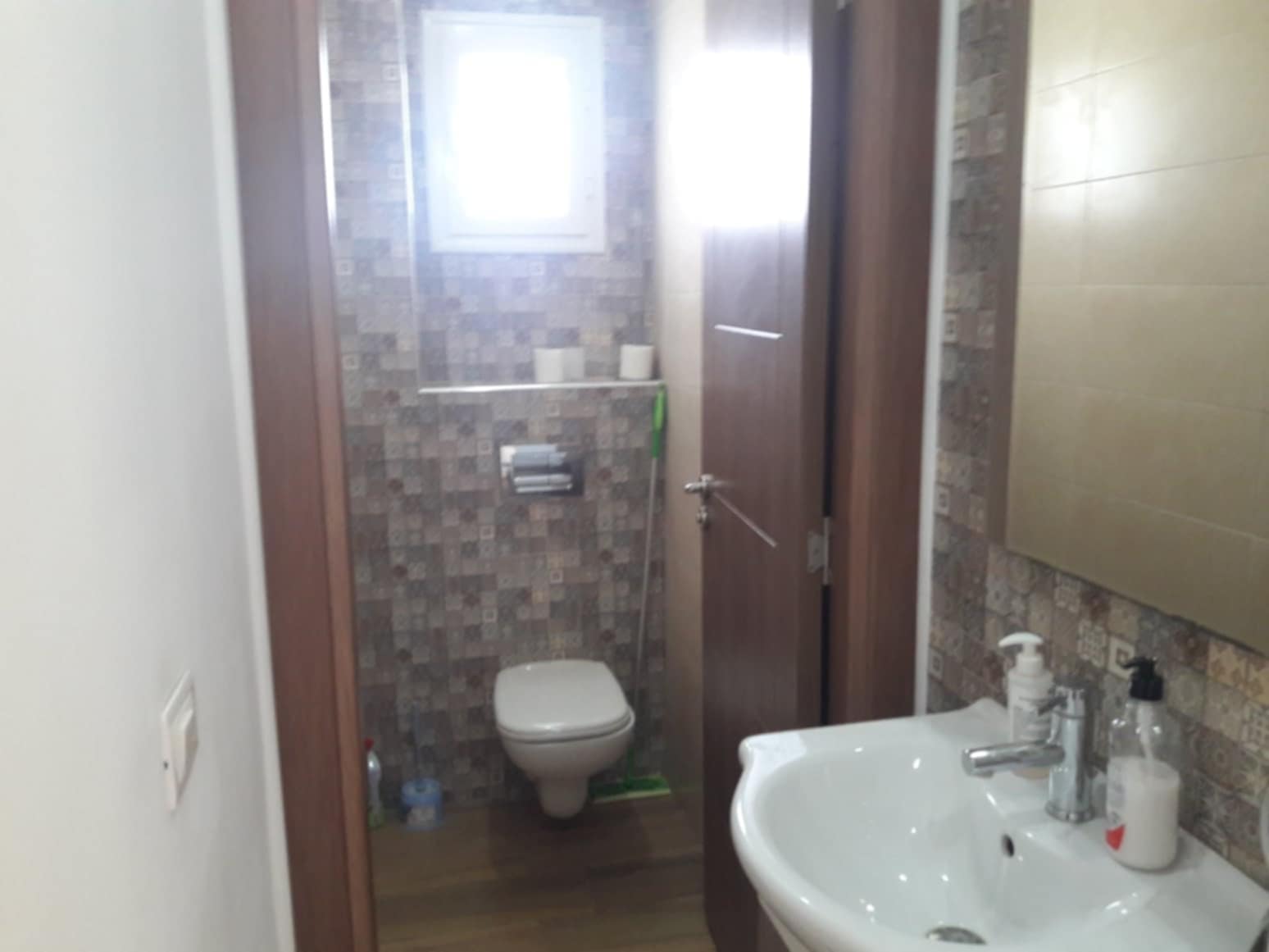 La Soukra&nbsp;La Soukra&nbsp;Location&nbsp;Appart. 4 pi�ces&nbsp;Etage de villa