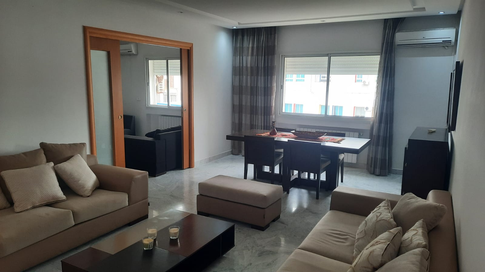 Mnihla&nbsp;Jardins d'el Menzah&nbsp;Location&nbsp;Appart. 4 pi�ces&nbsp;Appart s plus 3 richement meubl�