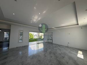 Nabeul&nbsp;Nabeul&nbsp;Vente&nbsp;Maisons&nbsp;   superbe villa s5  cit el ref746a