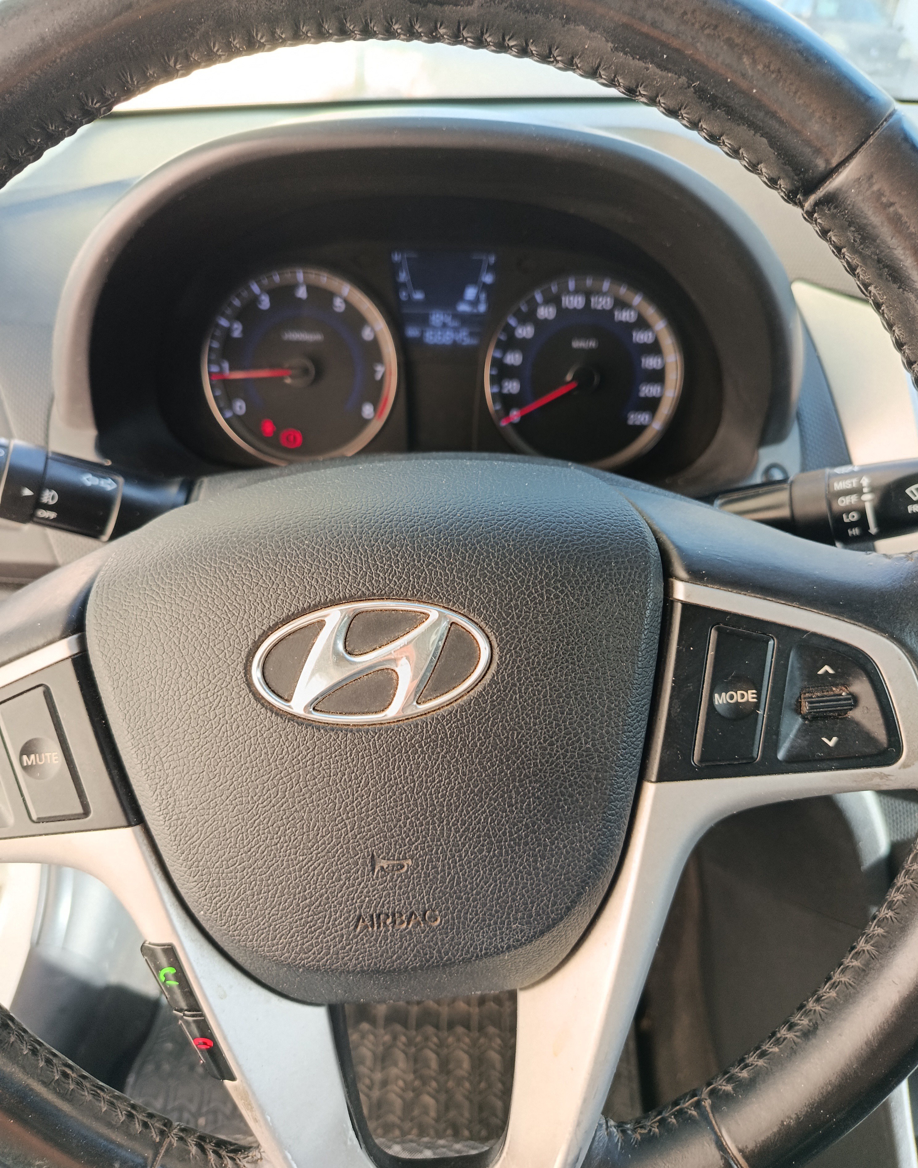 Raoued&nbsp;Cite El Ghazala 1&nbsp;Hyundai&nbsp;Accent&nbsp;Hyundai accent