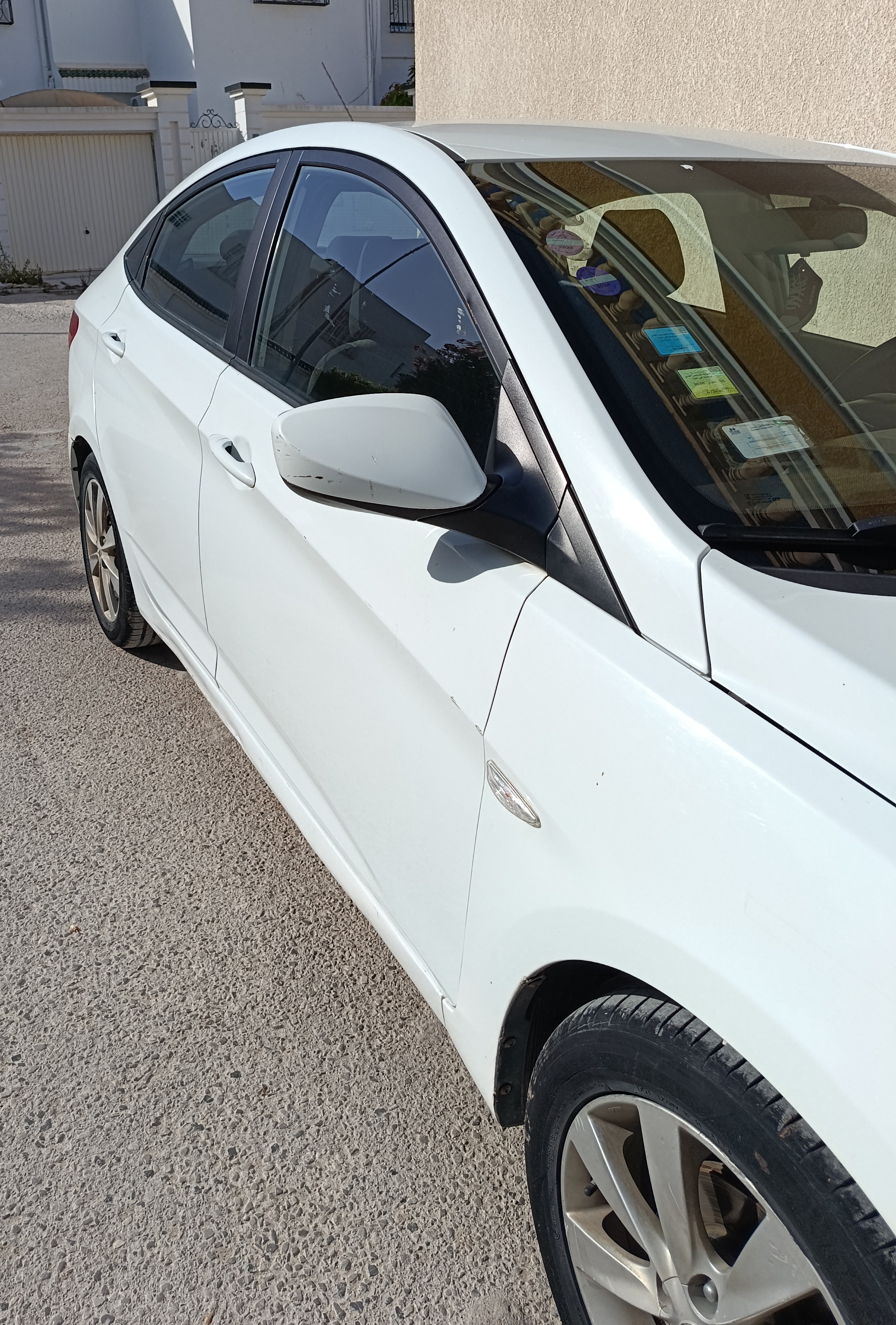 Raoued&nbsp;Cite El Ghazala 1&nbsp;Hyundai&nbsp;Accent&nbsp;Hyundai accent