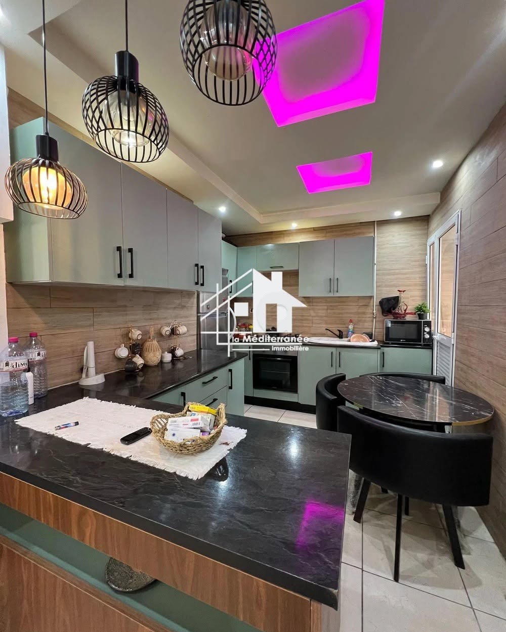 El Menzah&nbsp;El Manar 1&nbsp;Vente&nbsp;Appart. 4 pi�ces&nbsp;Appartement s3 hst situ� au 3�me �tage