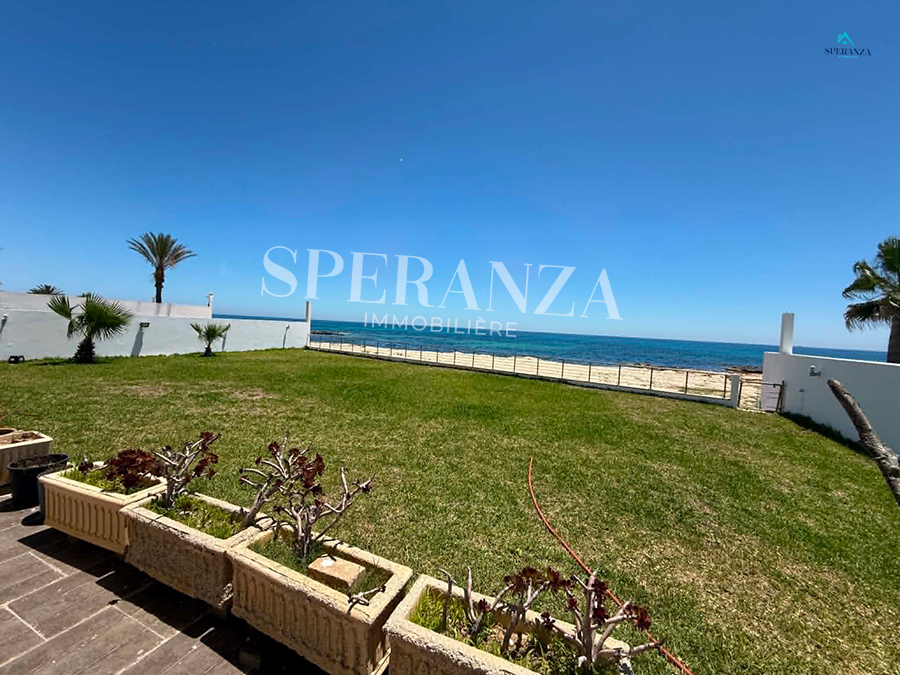 Nabeul&nbsp;Nabeul&nbsp;Vente&nbsp;Appart. 5 pi�ces+&nbsp;Villa perle de mer