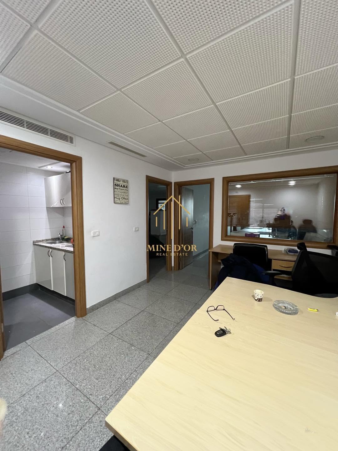 Cite El Khadra&nbsp;Zone urbaine nord&nbsp;Vente&nbsp;Surfaces&nbsp;Av bureau 130m haut standing au centre urbain nord
