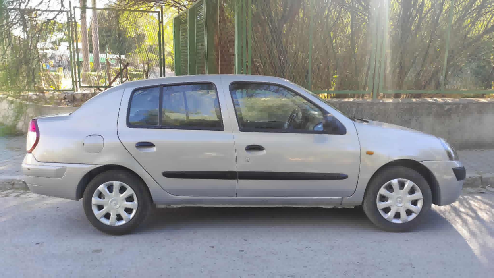 El Omrane&nbsp;Ras Tabia&nbsp;Renault&nbsp;Clio&nbsp;Bonne occasion a ne pas rat�e