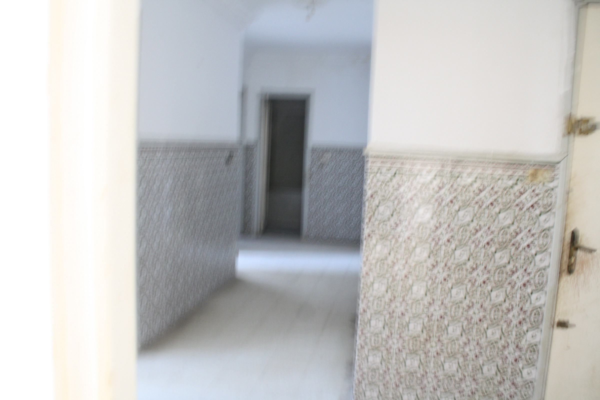 Hammam Chatt&nbsp;Hammam Chatt&nbsp;Vente&nbsp;Appart. 4 pi�ces&nbsp;Gps  appart spacieux 3em �tage