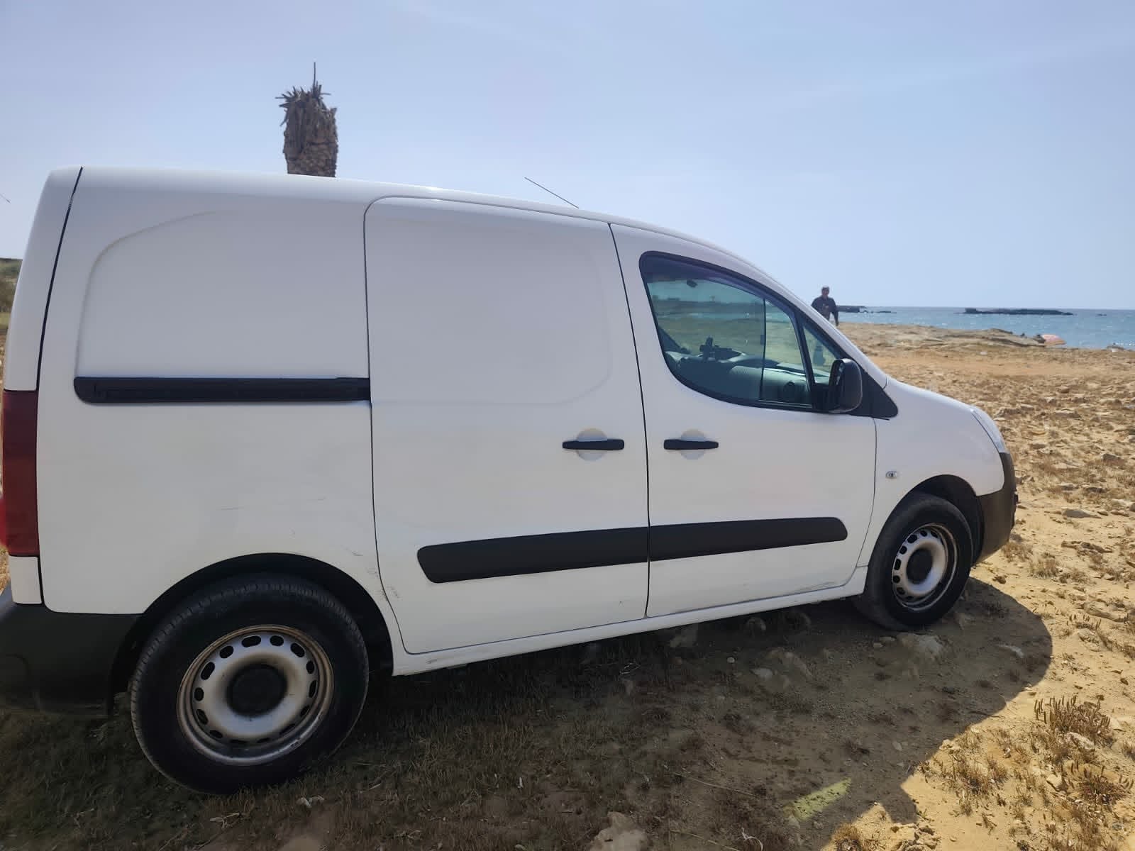 Ain Zaghouan&nbsp;Ain Zaghouan&nbsp;Peugeot&nbsp;Partner&nbsp;Belle partner 1er main