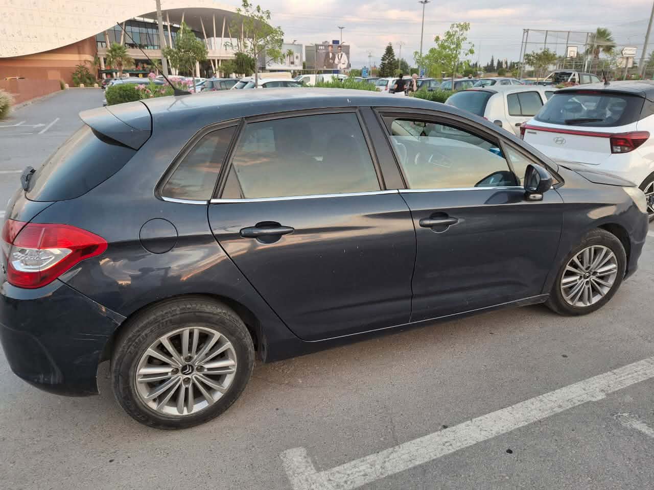 El Mourouj&nbsp;El Mourouj&nbsp;Citroen&nbsp;C4&nbsp;C4 phase 2 tres propre