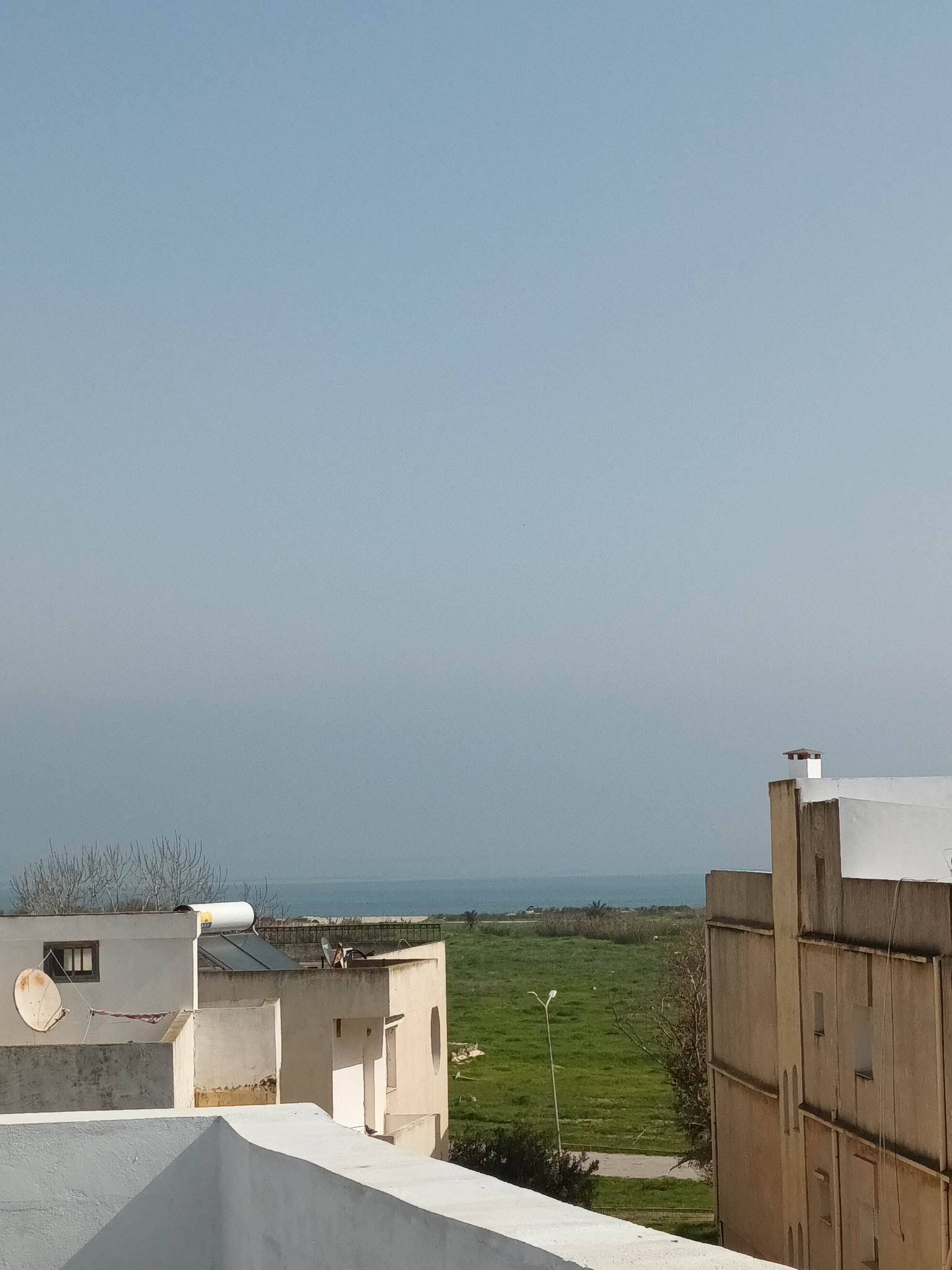 Bizerte Nord&nbsp;Bizerte&nbsp;Location&nbsp;Appart. 1 pi�ce&nbsp;Un studio pied dans l'eau � sidi salem bizerte