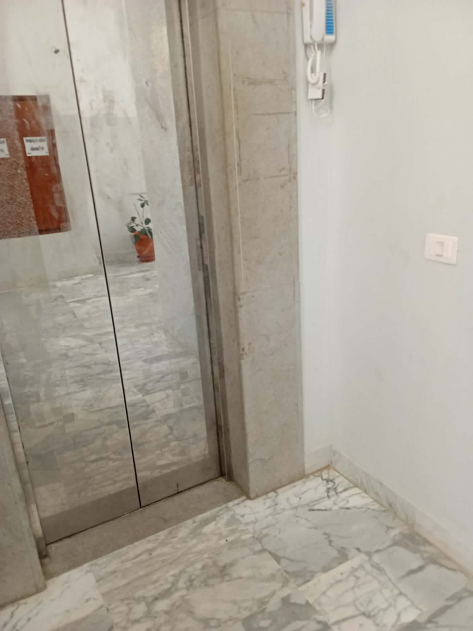 El Kram&nbsp;Le Kram&nbsp;Vente&nbsp;Appart. 3 pi�ces&nbsp;Appartement de2pi�ces et salon