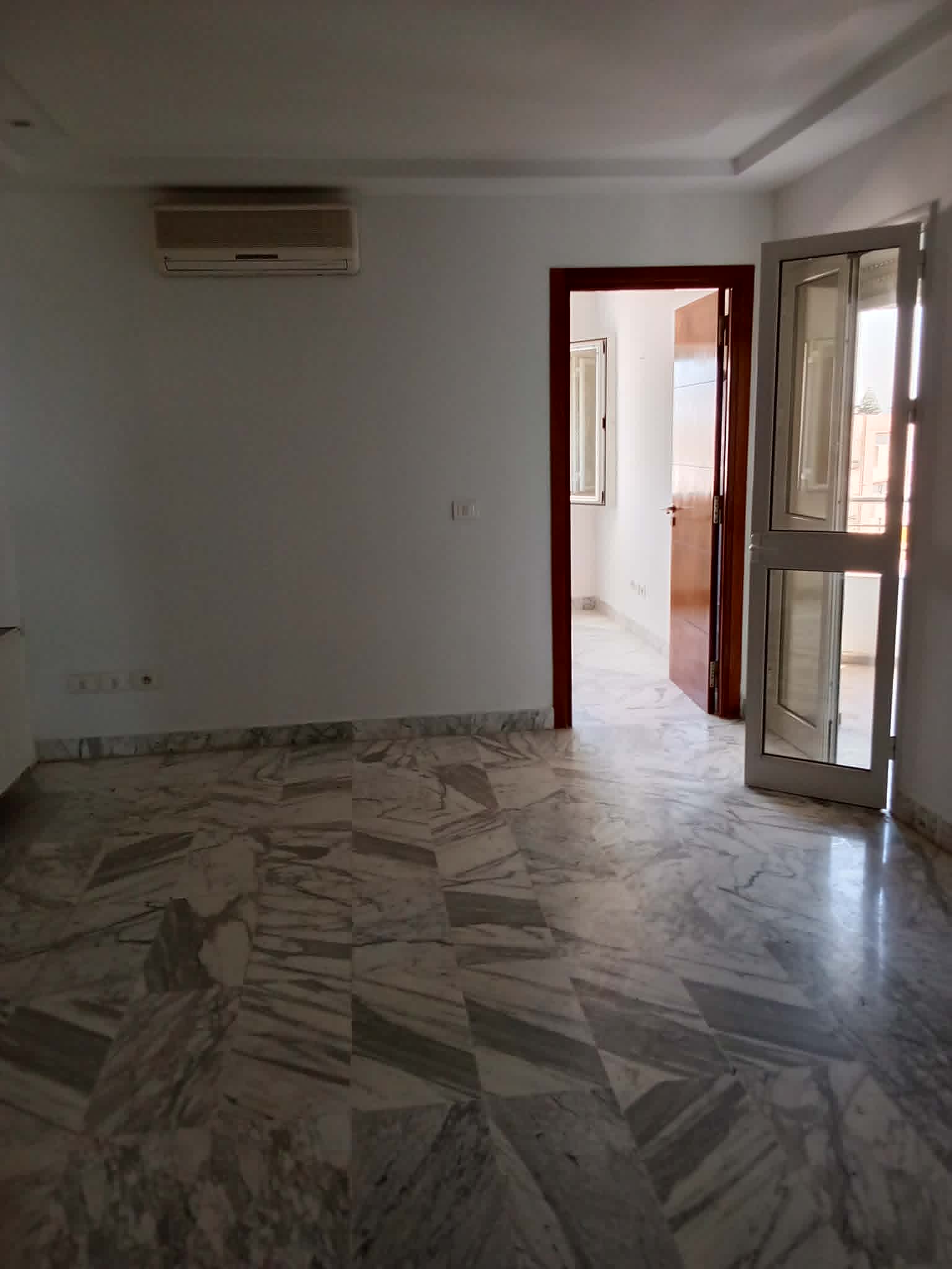 El Kram&nbsp;Le Kram&nbsp;Vente&nbsp;Appart. 3 pi�ces&nbsp;Appartement de2pi�ces et salon