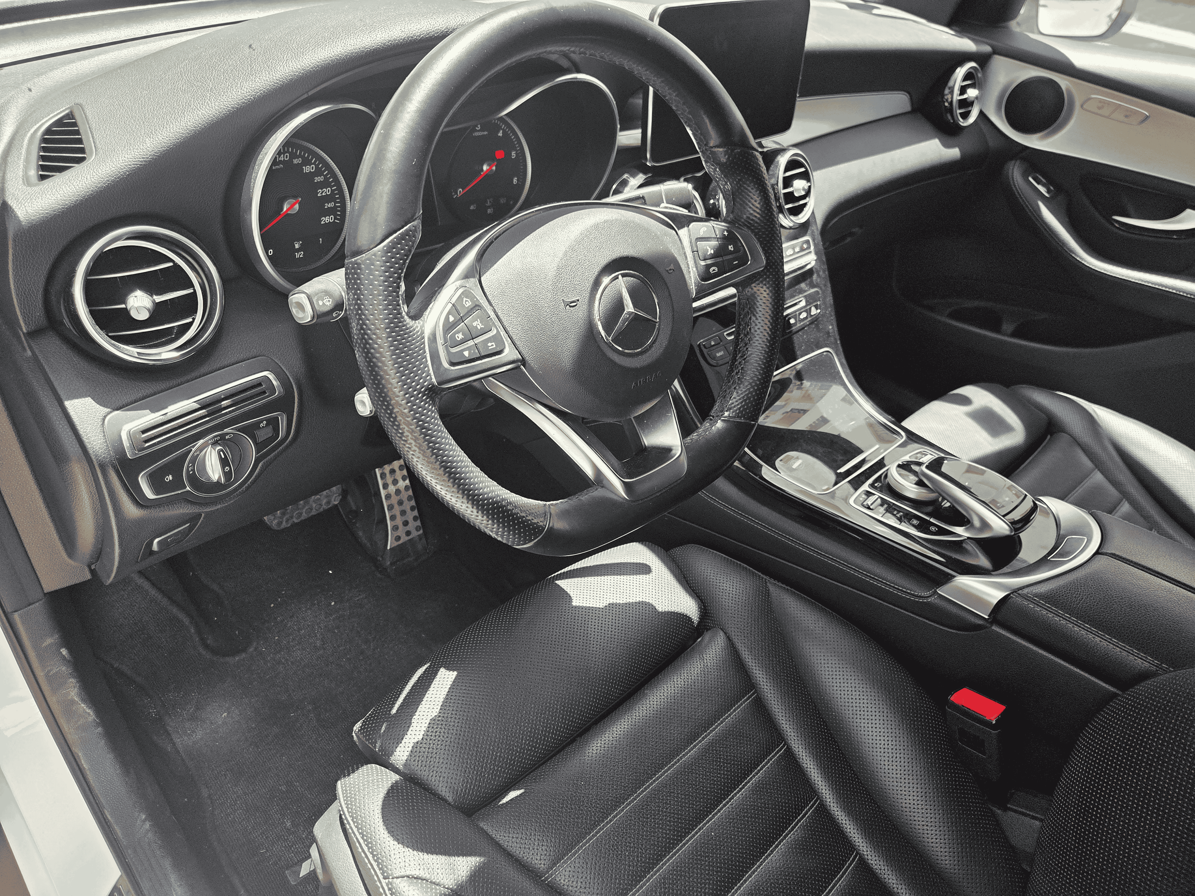 La Marsa&nbsp;El Aouina&nbsp;Mercedes&nbsp;GL&nbsp;Mercedes glc 250