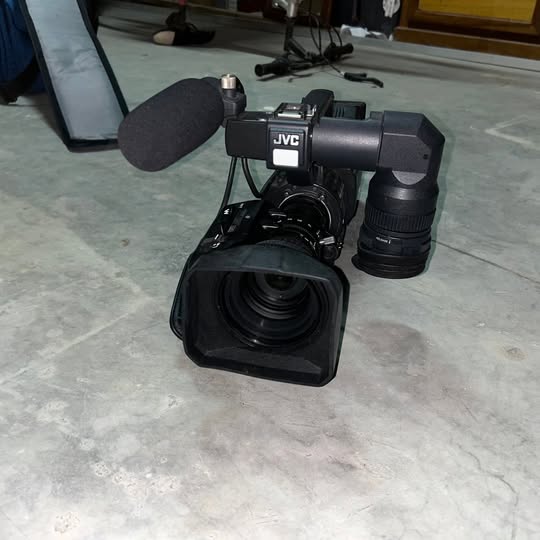 Ain Zaghouan&nbsp;Ain Zaghouan&nbsp;Cam�scope HD&nbsp;Cam�scope HD&nbsp;Camera  pro jvc gy hd251
