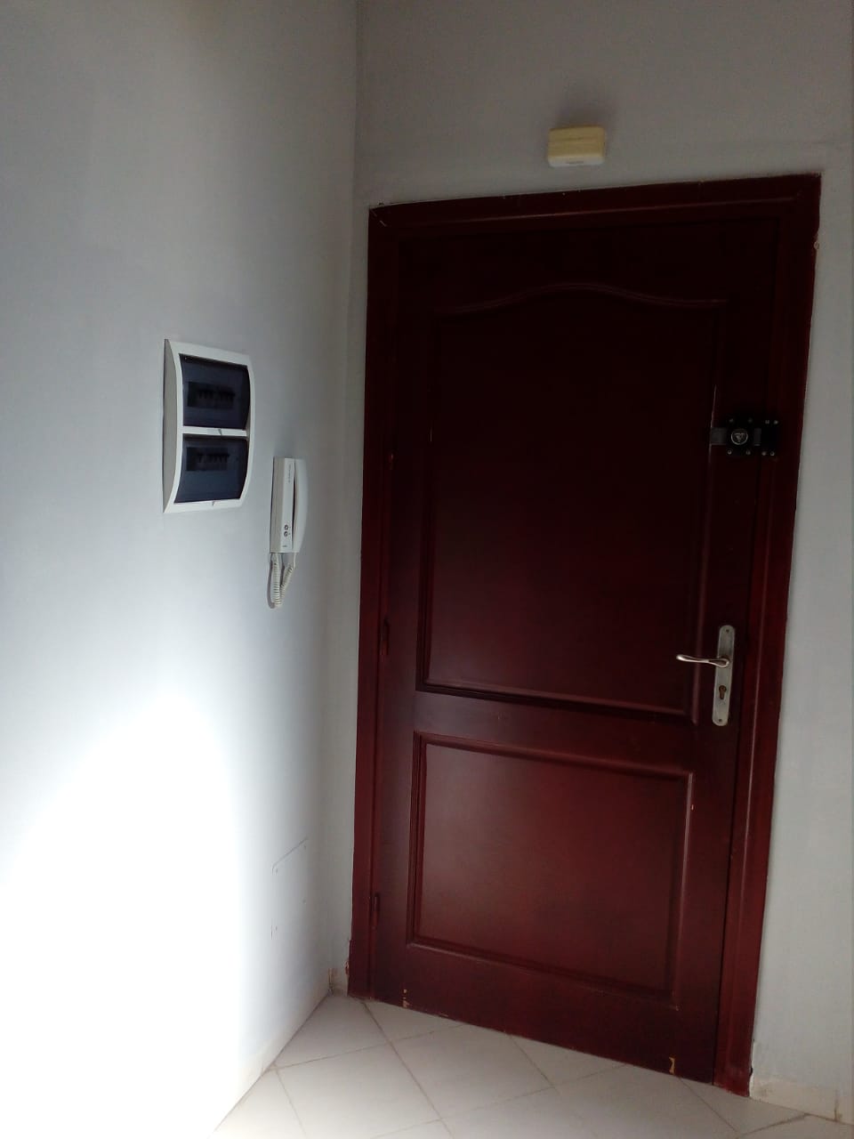 Raoued&nbsp;Cite Sidi Salah&nbsp;Vente&nbsp;Appart. 3 pi�ces&nbsp;Appart avec titre bleu personalis�
