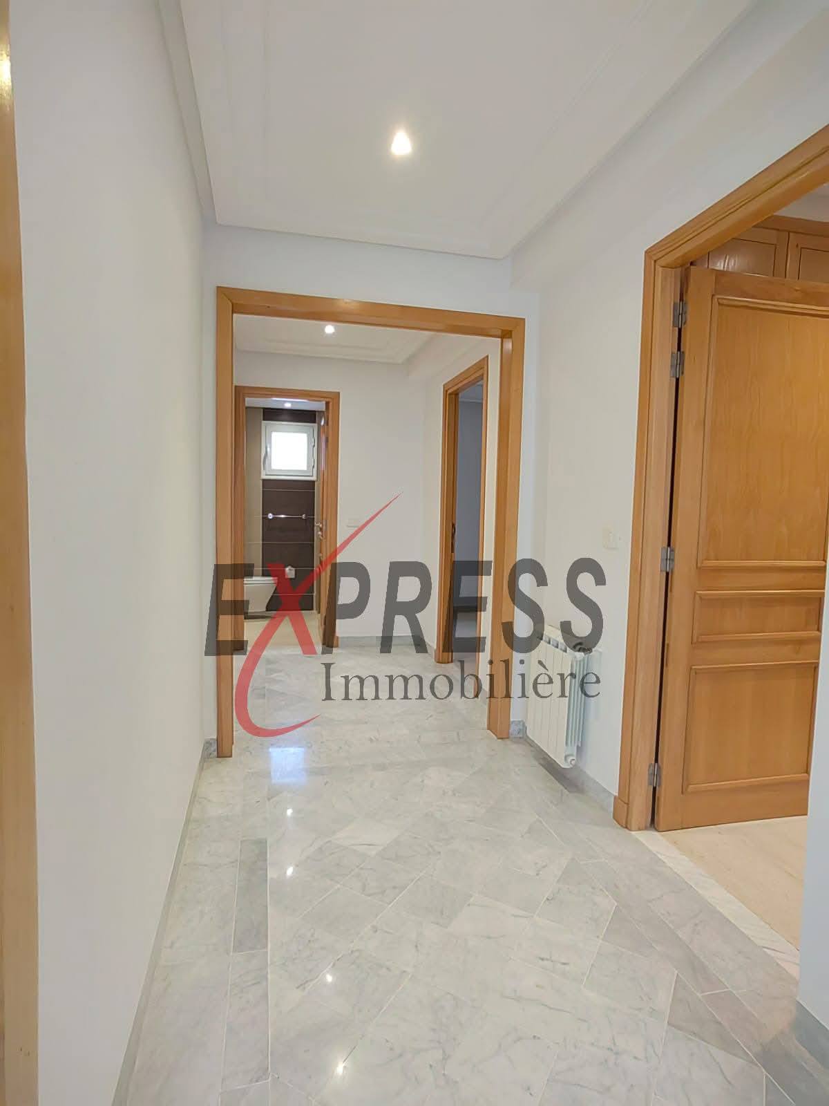 Ariana Ville&nbsp;Cite Ennasr 2&nbsp;Vente&nbsp;Appart. 4 pi�ces&nbsp;Un appart s3 spacieux et haut standing