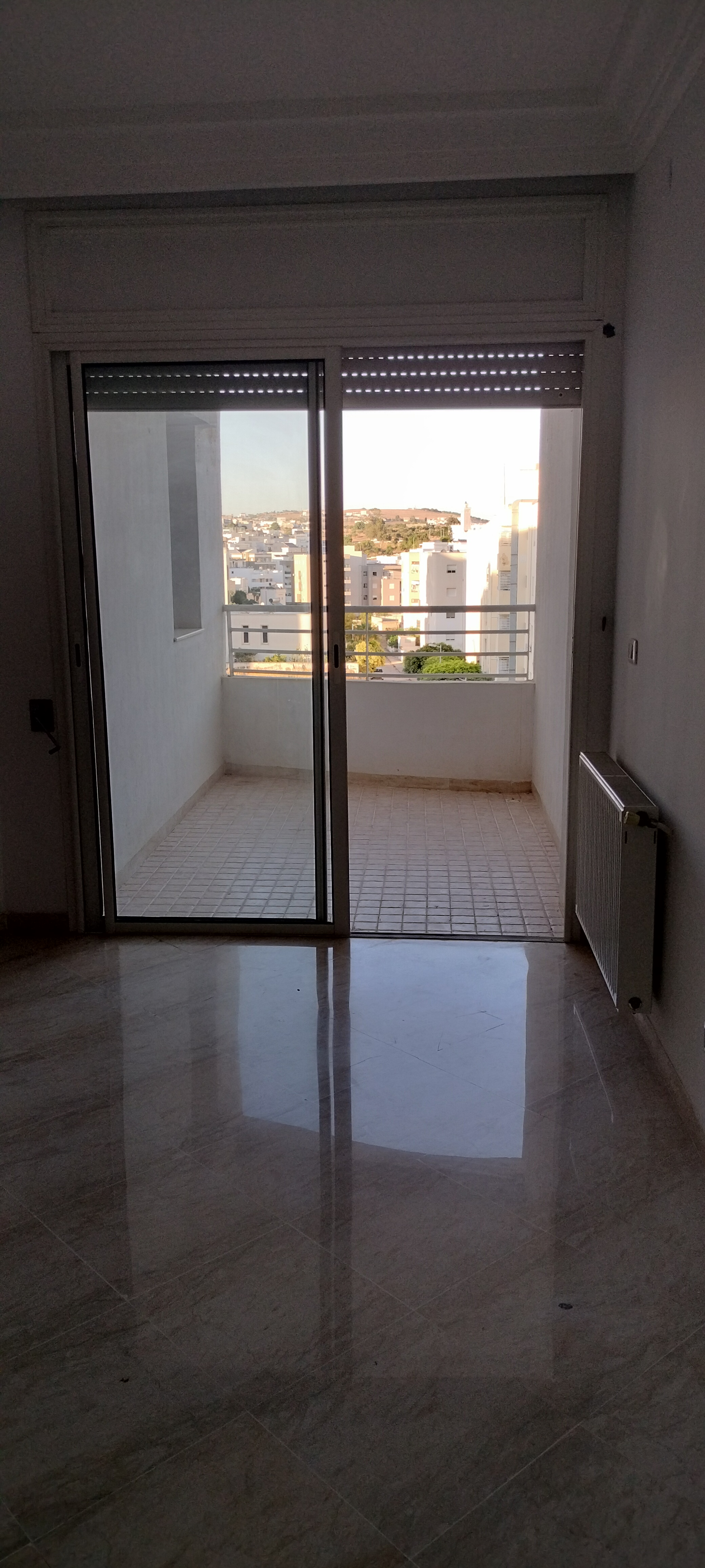 El Menzah&nbsp;El Menzah 9&nbsp;Vente&nbsp;Appart. 4 pi�ces&nbsp;Belle affaire appart s3 hs � jardin menzeh 2