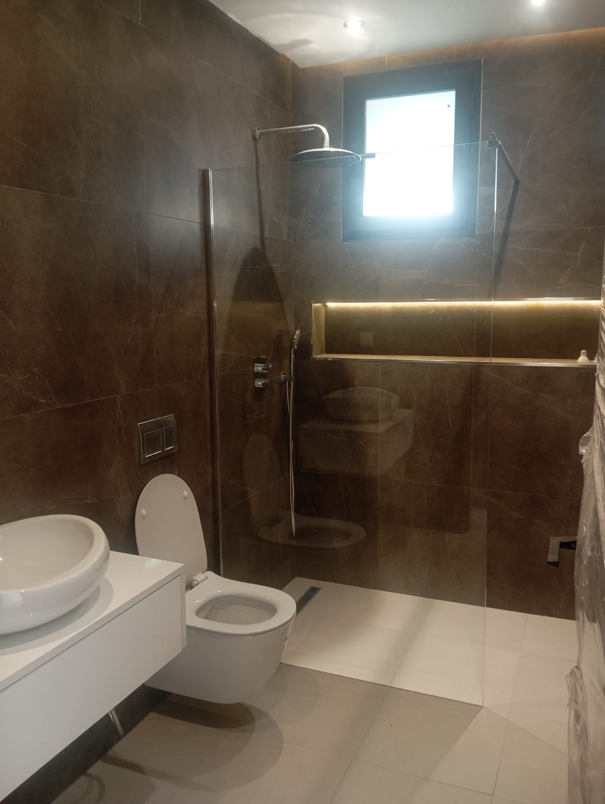 La Soukra&nbsp;Chotrana 3&nbsp;Vente&nbsp;Maisons&nbsp;Villa  avec piscine  et ascenseur � la soukra