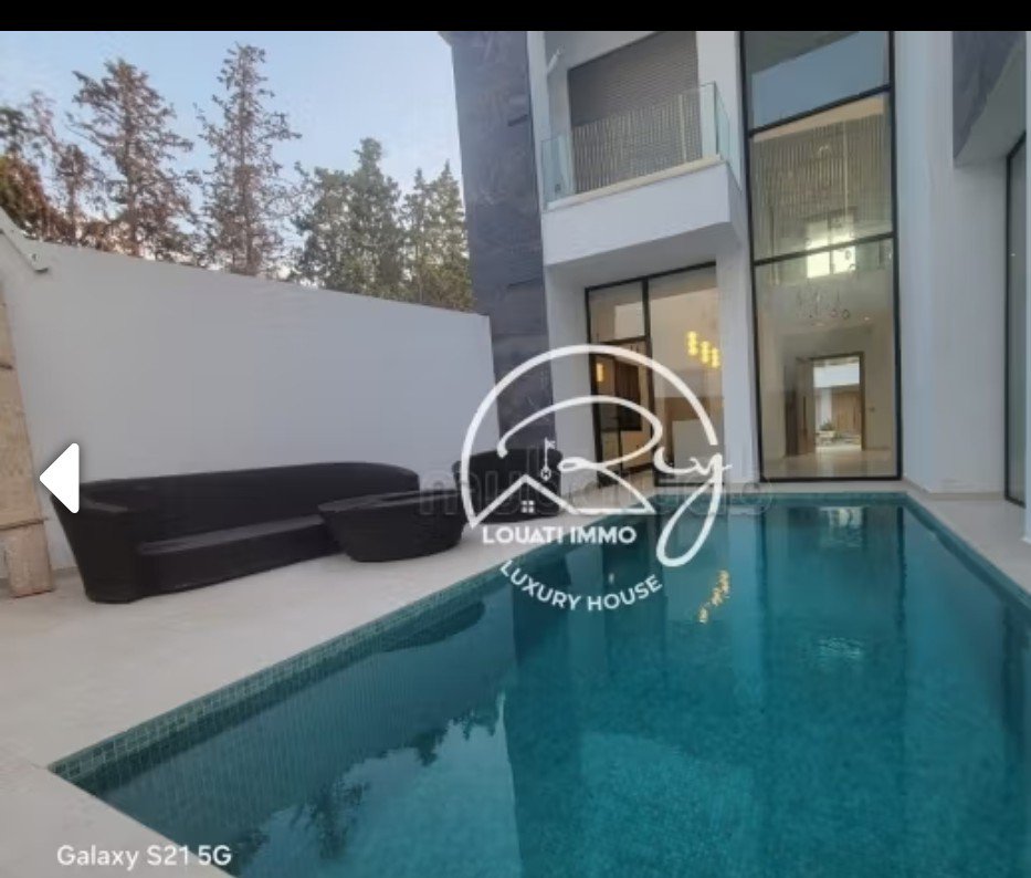 La Soukra&nbsp;La Soukra&nbsp;Vente&nbsp;Duplex&nbsp;Duplex avec piscine