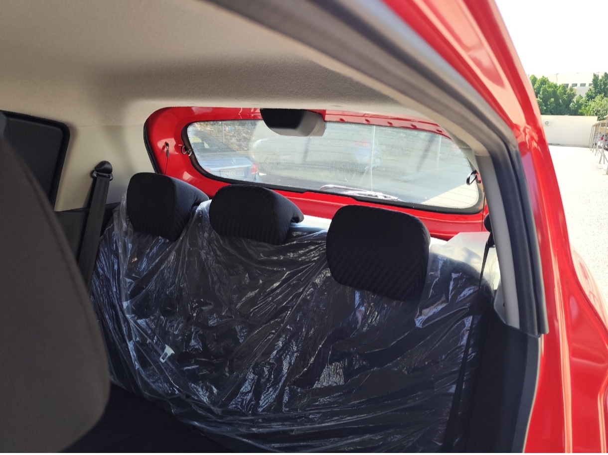 Mnihla&nbsp;Jardins d'el Menzah&nbsp;Mahindra&nbsp;Autre Mod�le&nbsp;Mahindra kuv100 k8 en tr�s bon �tat