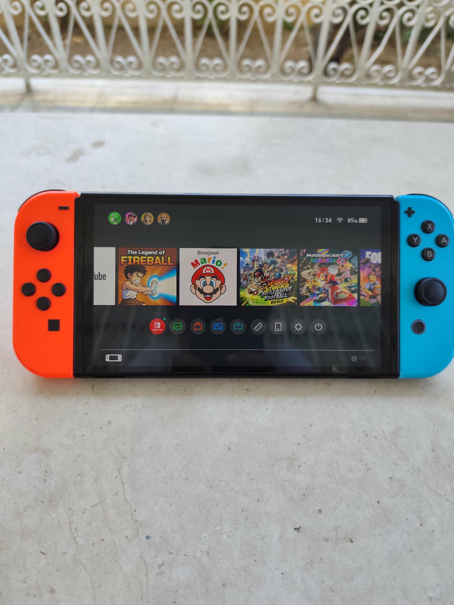 Ariana Ville&nbsp;El Menzah 8&nbsp;Autre&nbsp;Autre&nbsp;Nintendo switch oled avec accessoires et jeux