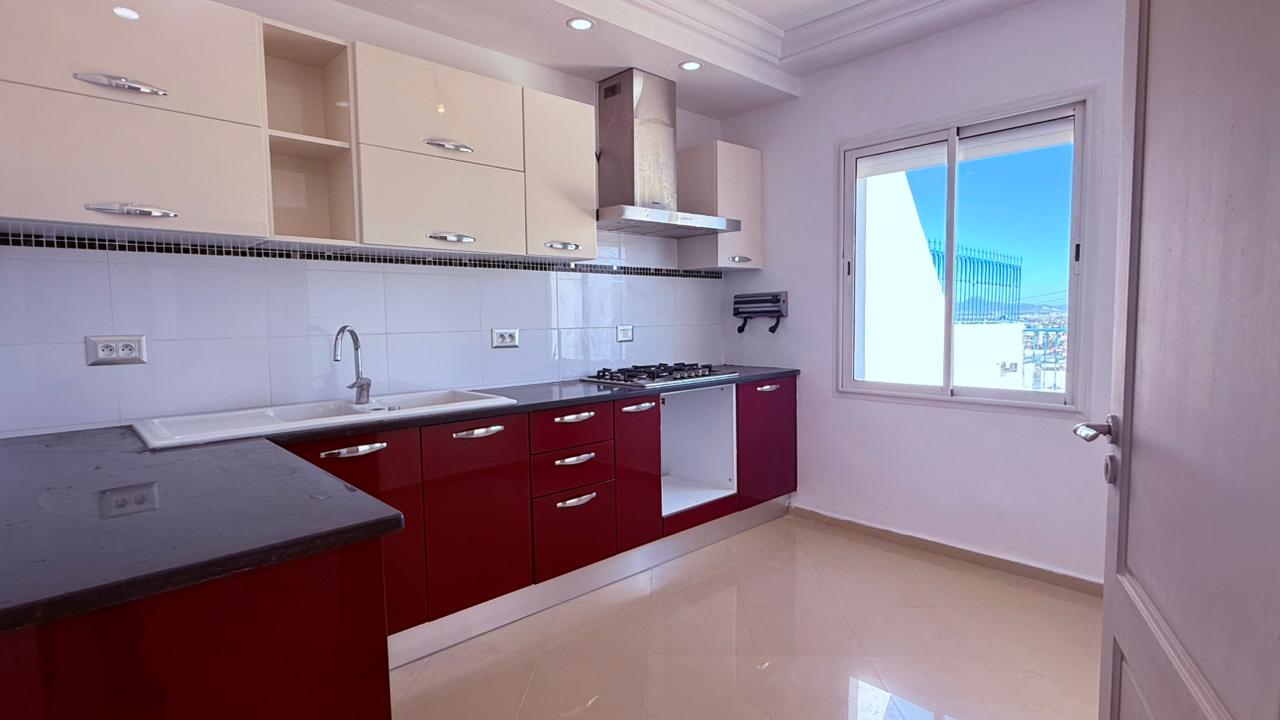 El Menzah&nbsp;El Menzah 9&nbsp;Vente&nbsp;Maisons&nbsp;Etage de villa s3 avec terrasse
