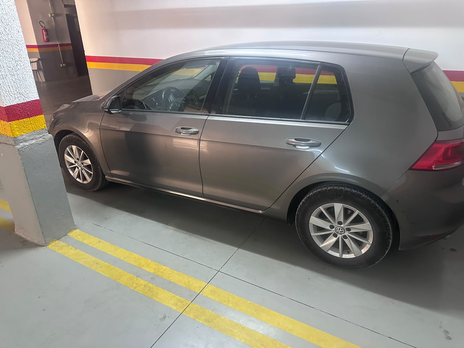 La Soukra&nbsp;Chotrana 2&nbsp;Volkswagen&nbsp;Golf 7&nbsp;Particulier � particulier vend golf 7 tsi