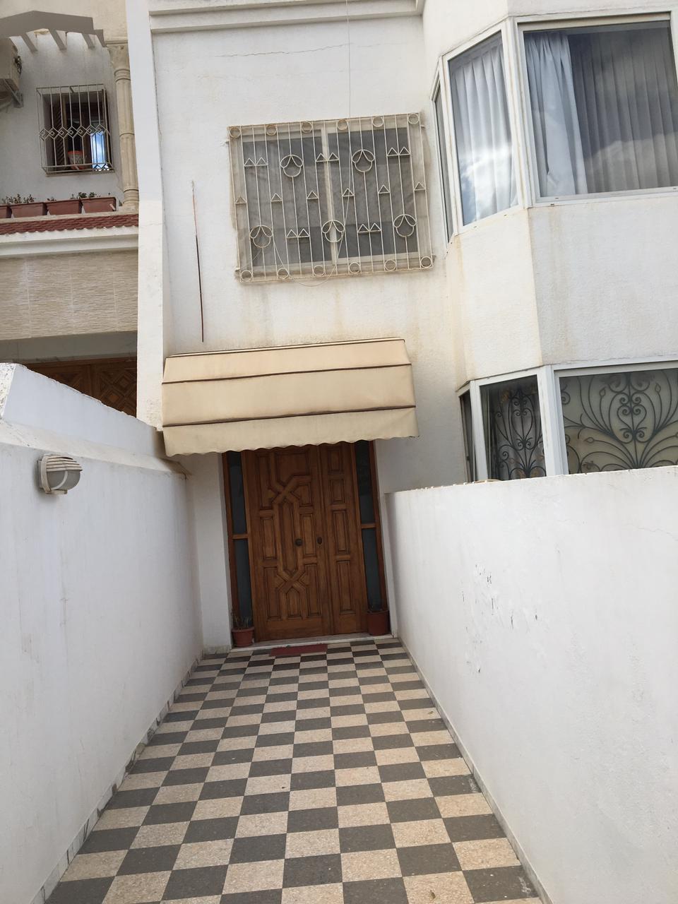 El Menzah&nbsp;El Menzah 9&nbsp;Vente&nbsp;Maisons&nbsp;Villa 3 niveaux