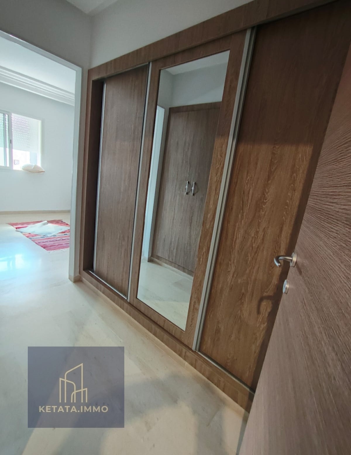 Raoued&nbsp;Cite El Ghazala 1&nbsp;Vente&nbsp;Appart. 4 pi�ces&nbsp;La ghazelle vnt app s3 166m2