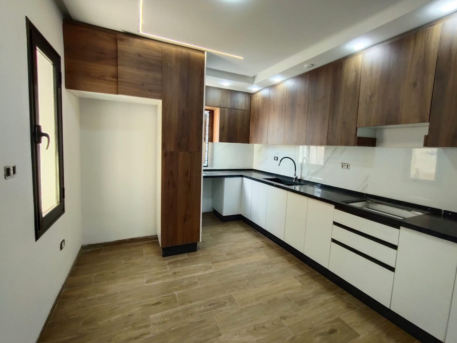 Raoued&nbsp;Cite Ennkhilet&nbsp;Vente&nbsp;Appart. 4 pi�ces&nbsp;Ennkhilette vnt s3 jardin promoteur