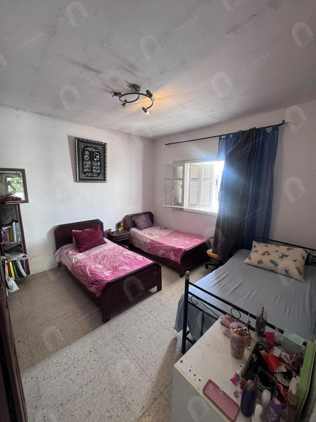 Le Bardo&nbsp;Le Bardo&nbsp;Vente&nbsp;Maisons&nbsp;Villa avec jardin et studio � saint cl�ment bardo