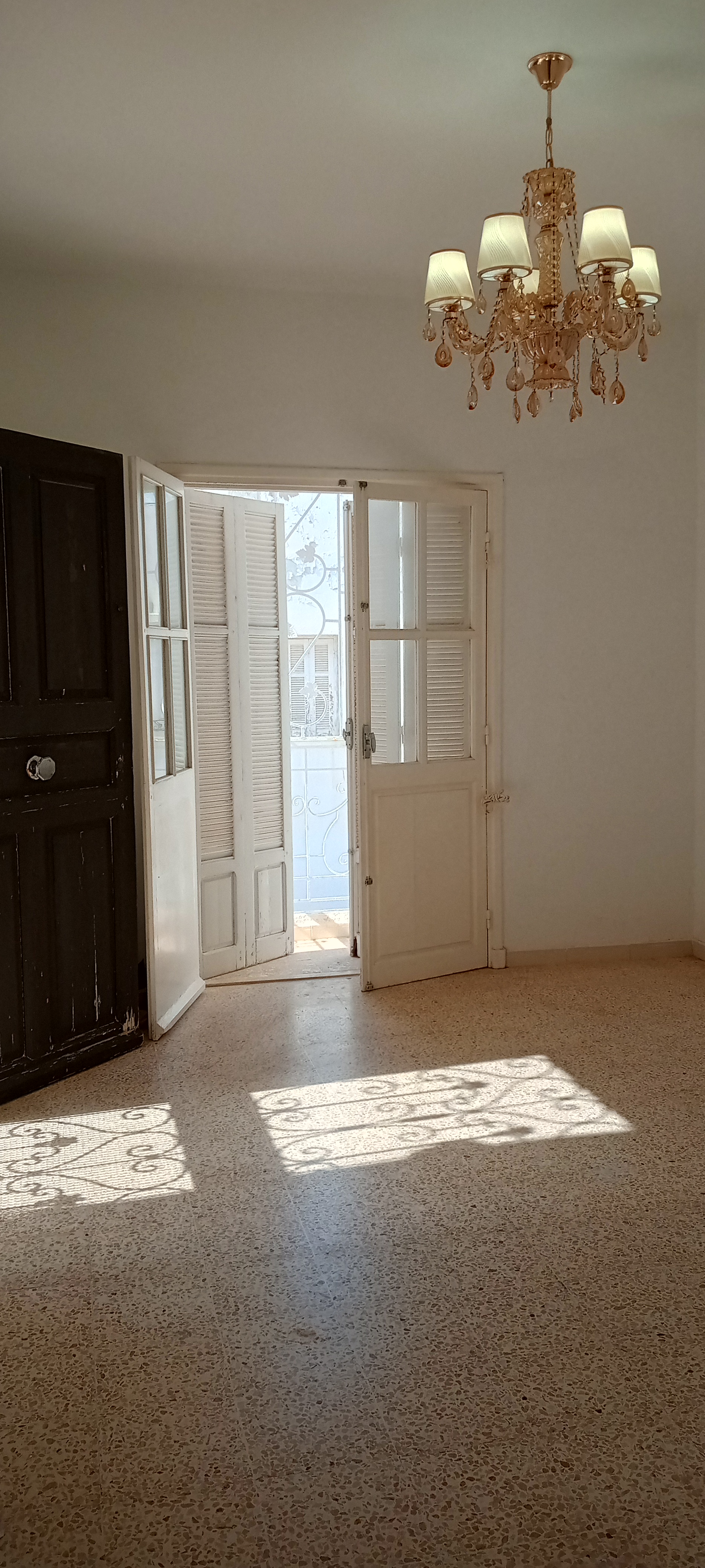 Mohamadia&nbsp;Cite El Ksar&nbsp;Vente&nbsp;Appart. 3 pi�ces&nbsp;Jolie maison
