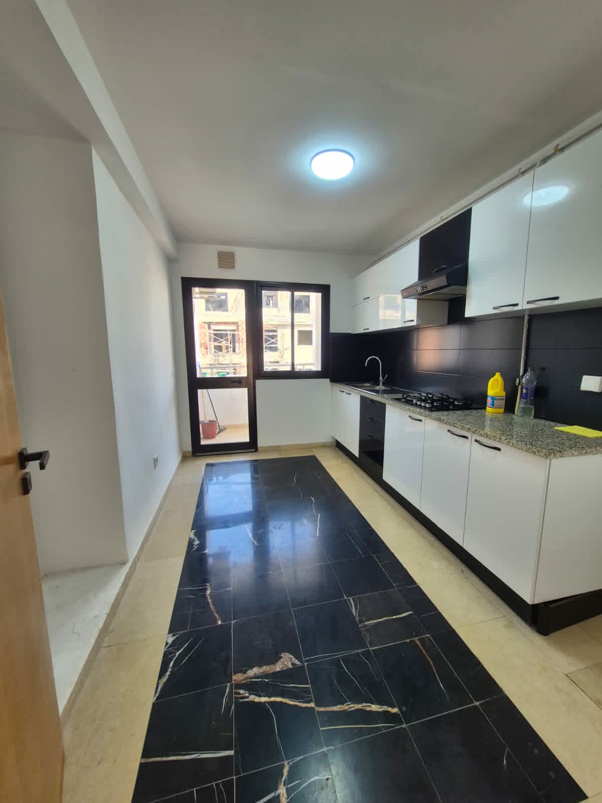 La Marsa&nbsp;El Aouina&nbsp;Vente&nbsp;Appart. 3 pi�ces&nbsp;Apprt s plus 2 �  l'aouina