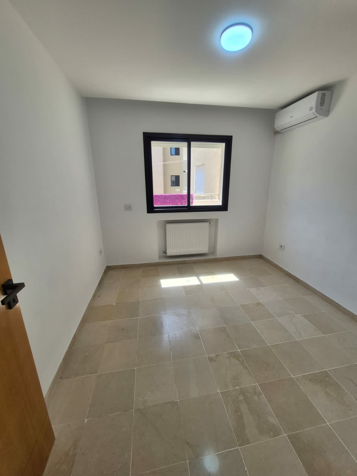 La Marsa&nbsp;El Aouina&nbsp;Vente&nbsp;Appart. 3 pi�ces&nbsp;Apprt s plus 2 �  l'aouina