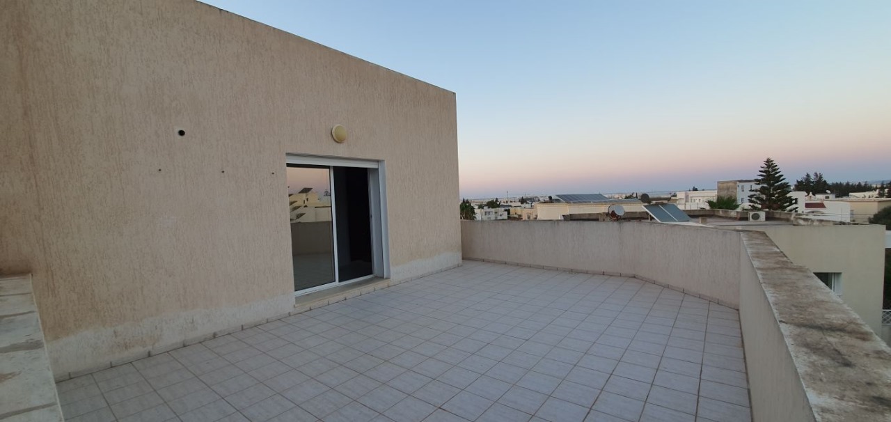 Ariana Ville&nbsp;Riadh Landlous&nbsp;Location&nbsp;Maisons&nbsp;Etage de villa s1 a riadh landalos wb4175