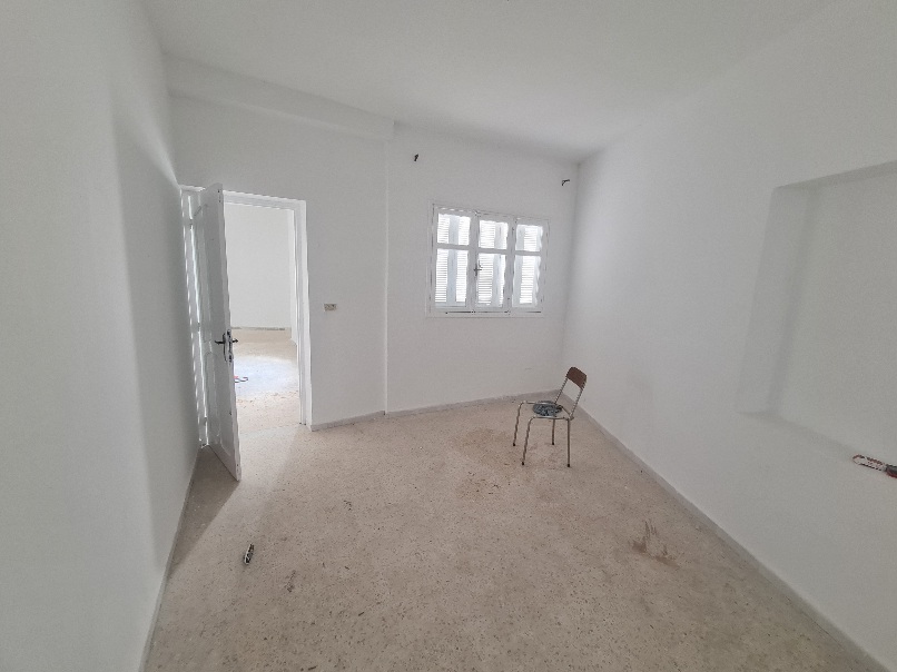 Ariana Ville&nbsp;El Menzah 7&nbsp;Location&nbsp;Maisons&nbsp;Etage de villa s plus 3 a el manzah 7 wb1500