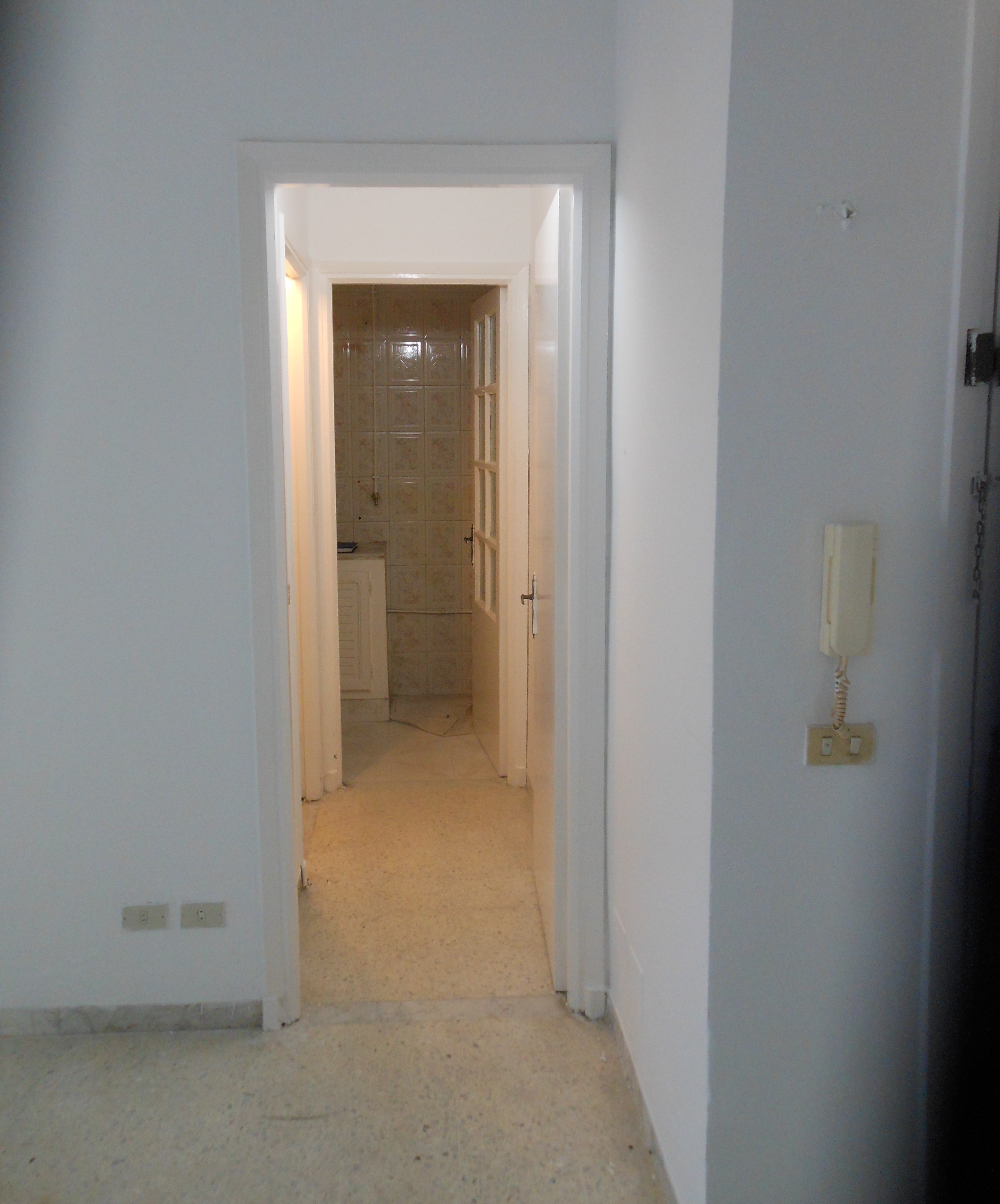 El Menzah&nbsp;El Manar 1&nbsp;Vente&nbsp;Appart. 2 pi�ces&nbsp;Particulier vend appartement salon et chambre