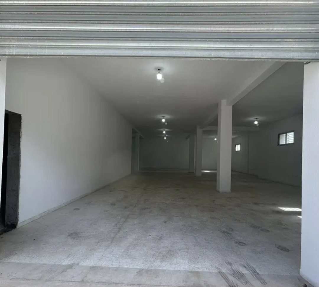 La Soukra&nbsp;La Soukra&nbsp;Location&nbsp;Surfaces&nbsp;D�p�t � soukra 370m