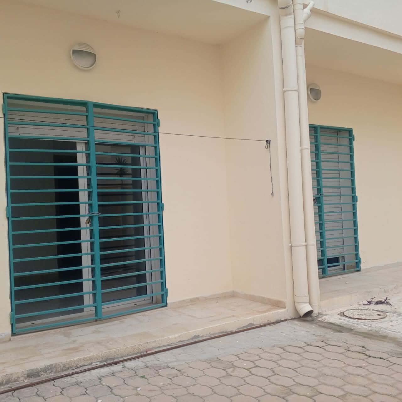 La Marsa&nbsp;Sidi Daoud&nbsp;Vente&nbsp;Appart. 4 pi�ces&nbsp;Appartement s3 lbhar lzareg