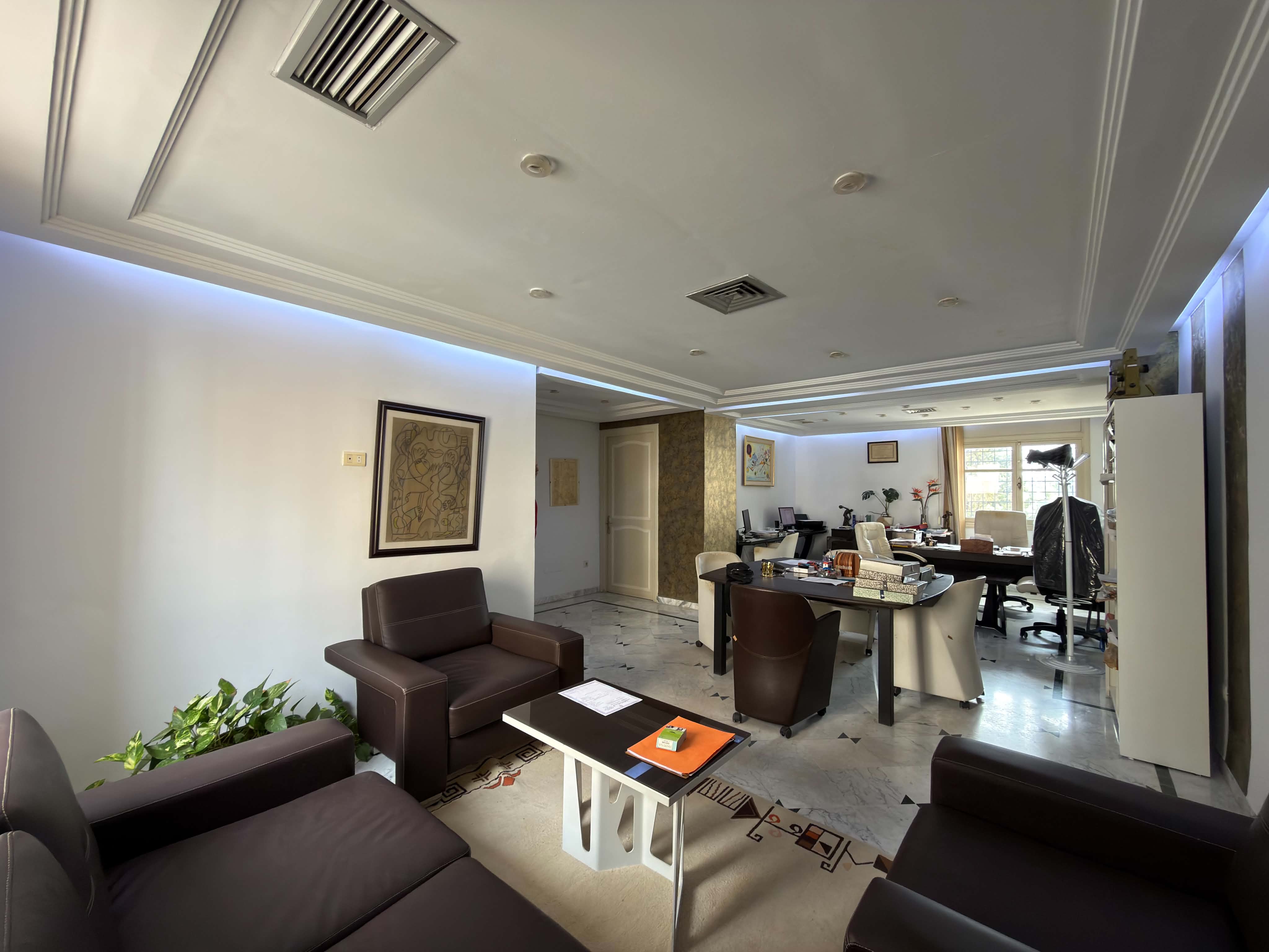 Ariana Ville&nbsp;Cite Ennasr 2&nbsp;Vente&nbsp;Appart. 5 pi�ces+&nbsp;Bureau a8 � ennasr 2 cot� clinique amilcar