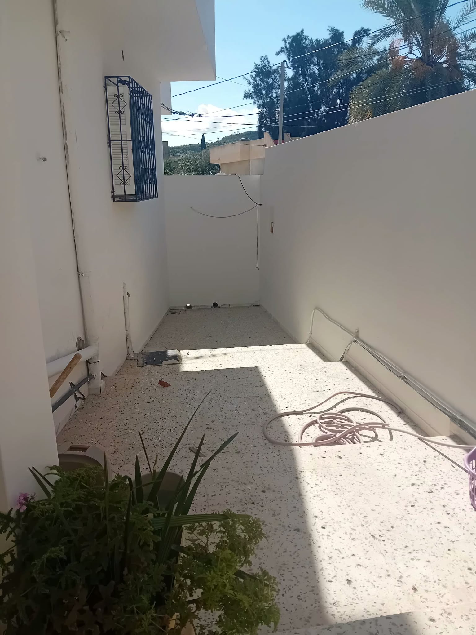 Raoued&nbsp;Cite Essahafa&nbsp;Vente&nbsp;Maisons&nbsp;Maison deux etages entre jafaar et cite esahafa