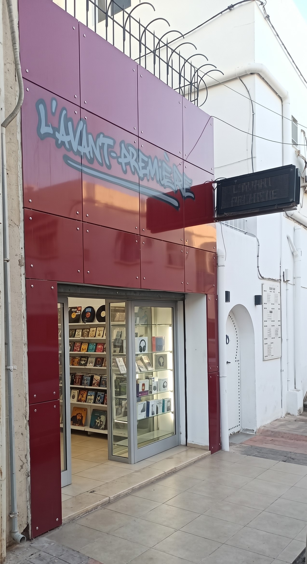 La Marsa&nbsp;Marsa Safsaf&nbsp;Location&nbsp;Surfaces&nbsp;Local commercial a la marsa plage