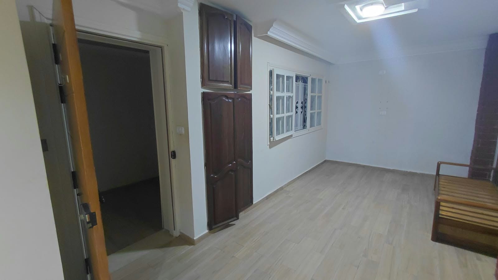 Cite El Khadra&nbsp;Cite El Khadra&nbsp;Location&nbsp;Appart. 1 pi�ce&nbsp;Studio pour fille
