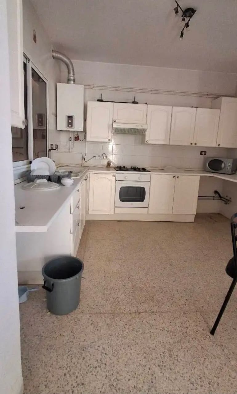 Akouda&nbsp;Chatt Meriem&nbsp;Vente&nbsp;Appart. 2 pi�ces&nbsp;Une superbe villa moderne de standing s4
