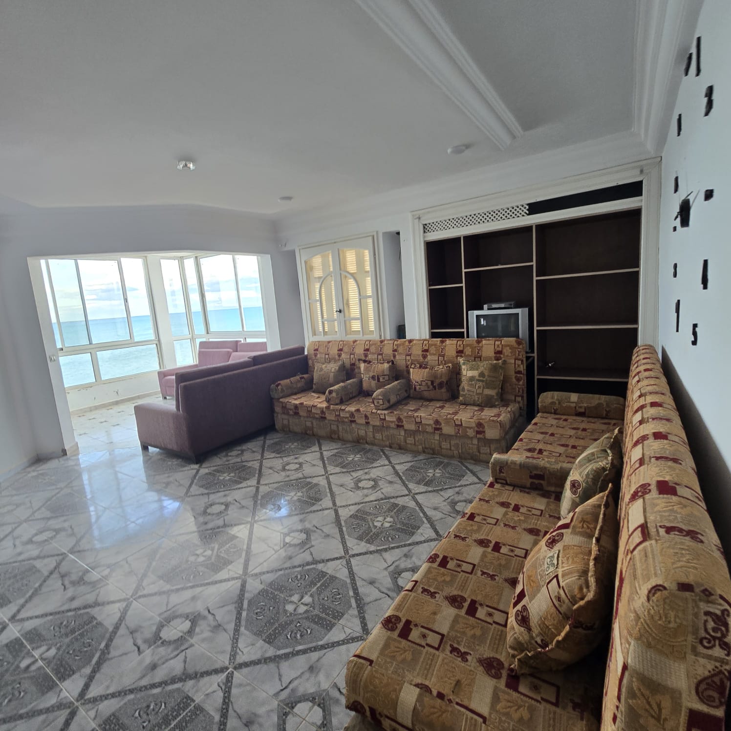 Akouda&nbsp;Chatt Meriem&nbsp;Vente&nbsp;Appart. 2 pi�ces&nbsp;Appartement pieds dans leau s3 spacieux vue d�gag�