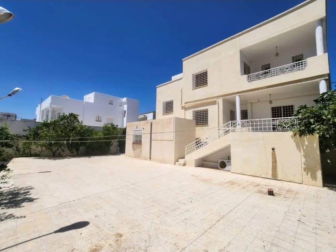 Sousse Ville&nbsp;Sousse&nbsp;Vente&nbsp;Maisons&nbsp;Villa triplex a cit� ezzahra sousse