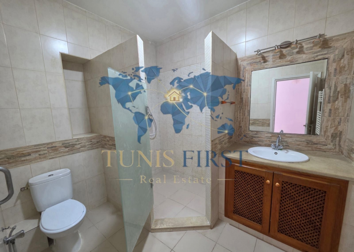 La Marsa&nbsp;Marsa Ennassim&nbsp;Vente&nbsp;Appart. 4 pi�ces&nbsp;Rez de chauss�e de villa � la marsa ennassim