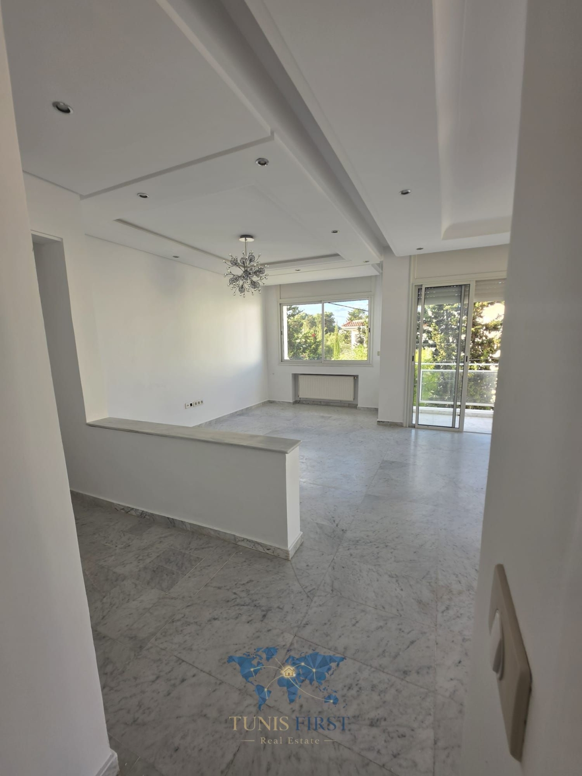 La Marsa&nbsp;Marsa Safsaf&nbsp;Location&nbsp;Appart. 5 pi�ces+&nbsp;S4 vide � marsa cube