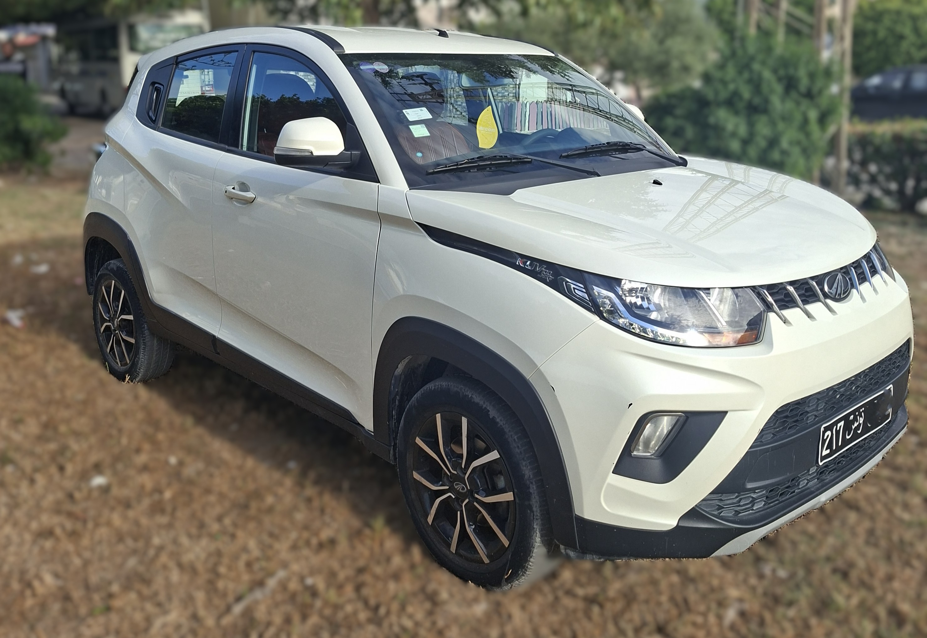 Ezzahra&nbsp;Ezzahra&nbsp;Mahindra&nbsp;Autre Mod�le&nbsp;Mahindra kuv 100 k8 en excellent etat